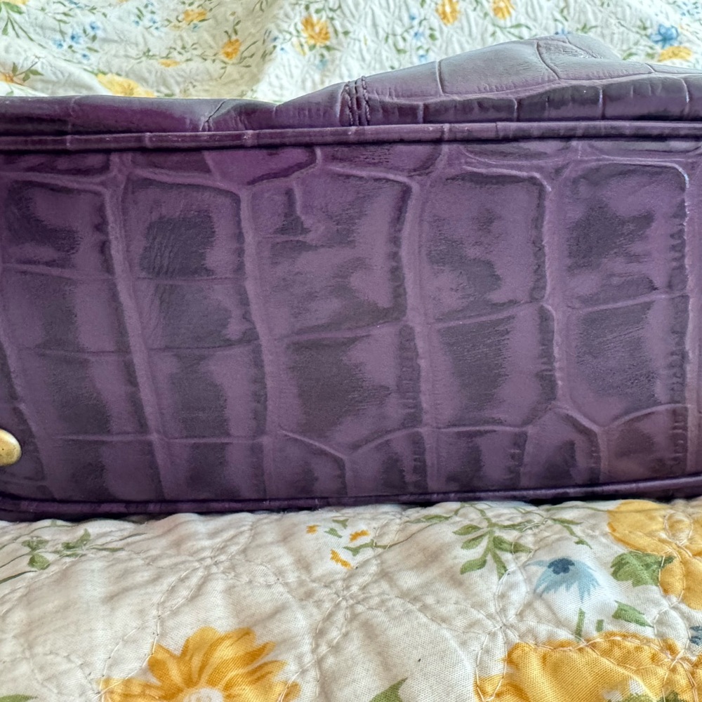 Michael Rome  Designs Croco Embossed Leather Purple Purse - Picture 11 of 15